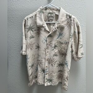 Batik Bay Men's Tropical Print Shirt - Size XL - EUC